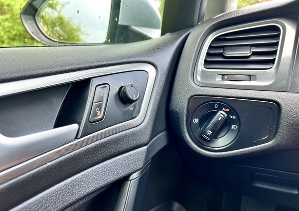 Volkswagen Golf cena 35000 przebieg: 327127, rok produkcji 2018 z Żagań małe 211